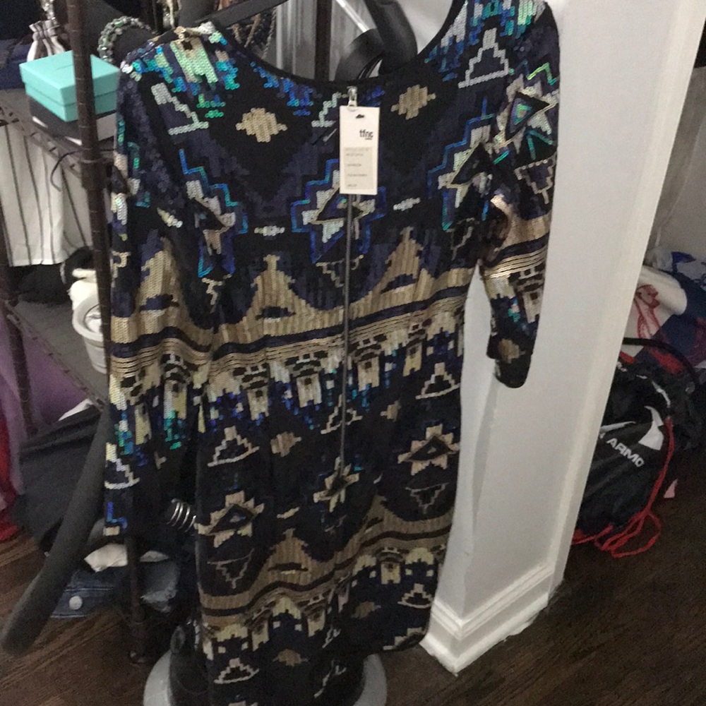 Tfnc long sleeve sequin dress - Picture 3 of 3
